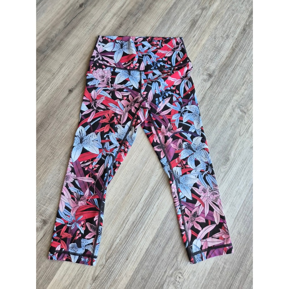 Lululemon High Times Pant Sz 6 Blooming Pixie Multi Floral Cropped Yoga Leggings